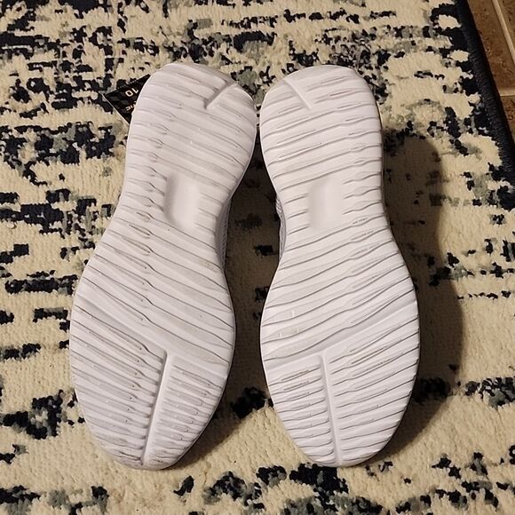 Athletic Works Women's Comfort Trainers - Picture 7 of 15